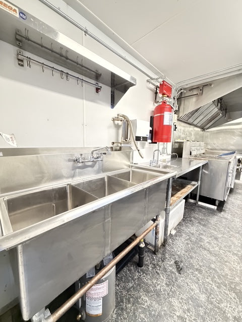 Food Trailer Cleaning Service