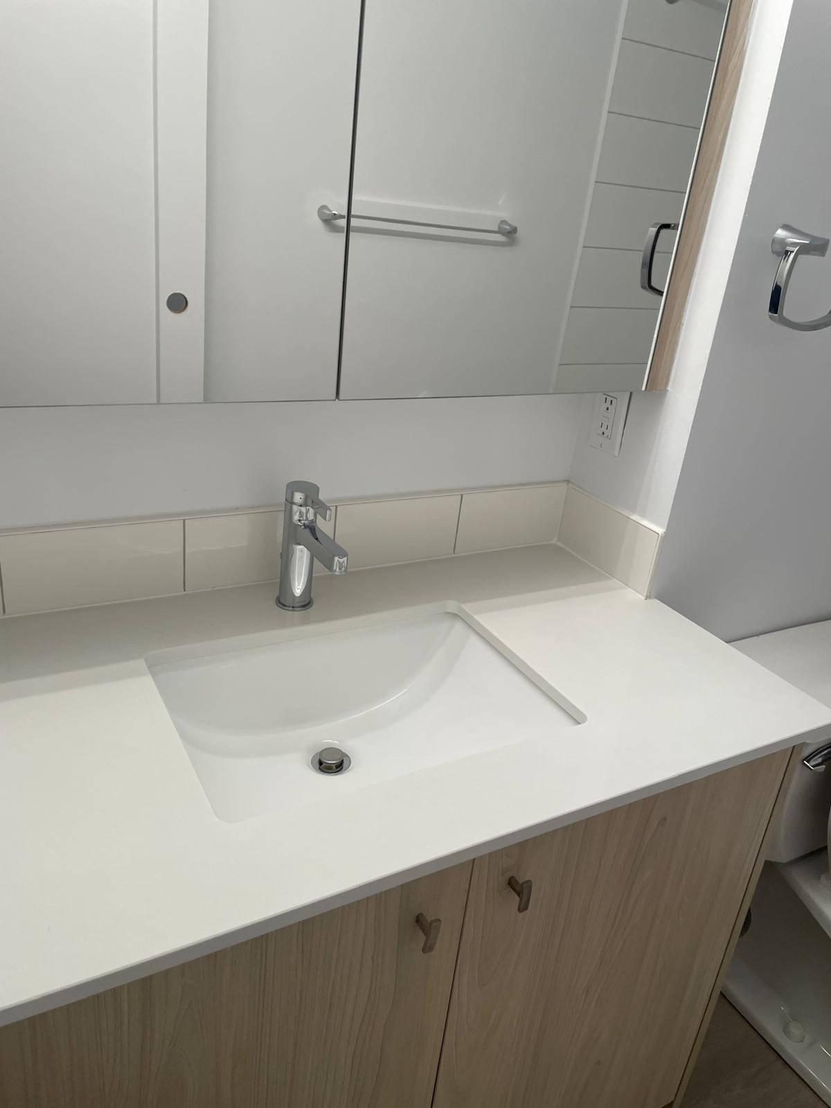 Move In/Out Cleaning Service Apartment 2 Bedroom - 1 Bathroom