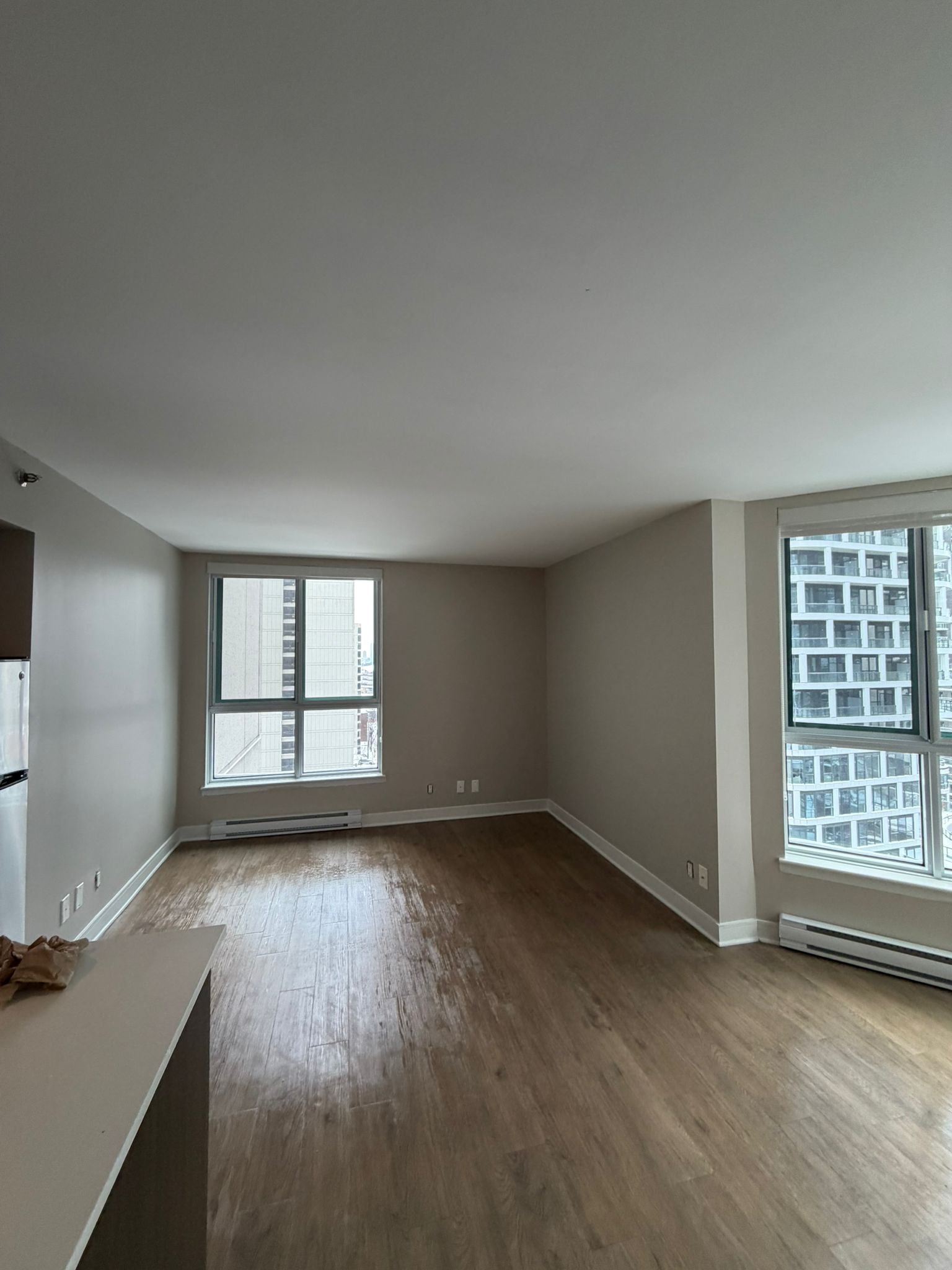 Move In/Out Cleaning Service Apartment 3 Bedroom - 1 Bathroom